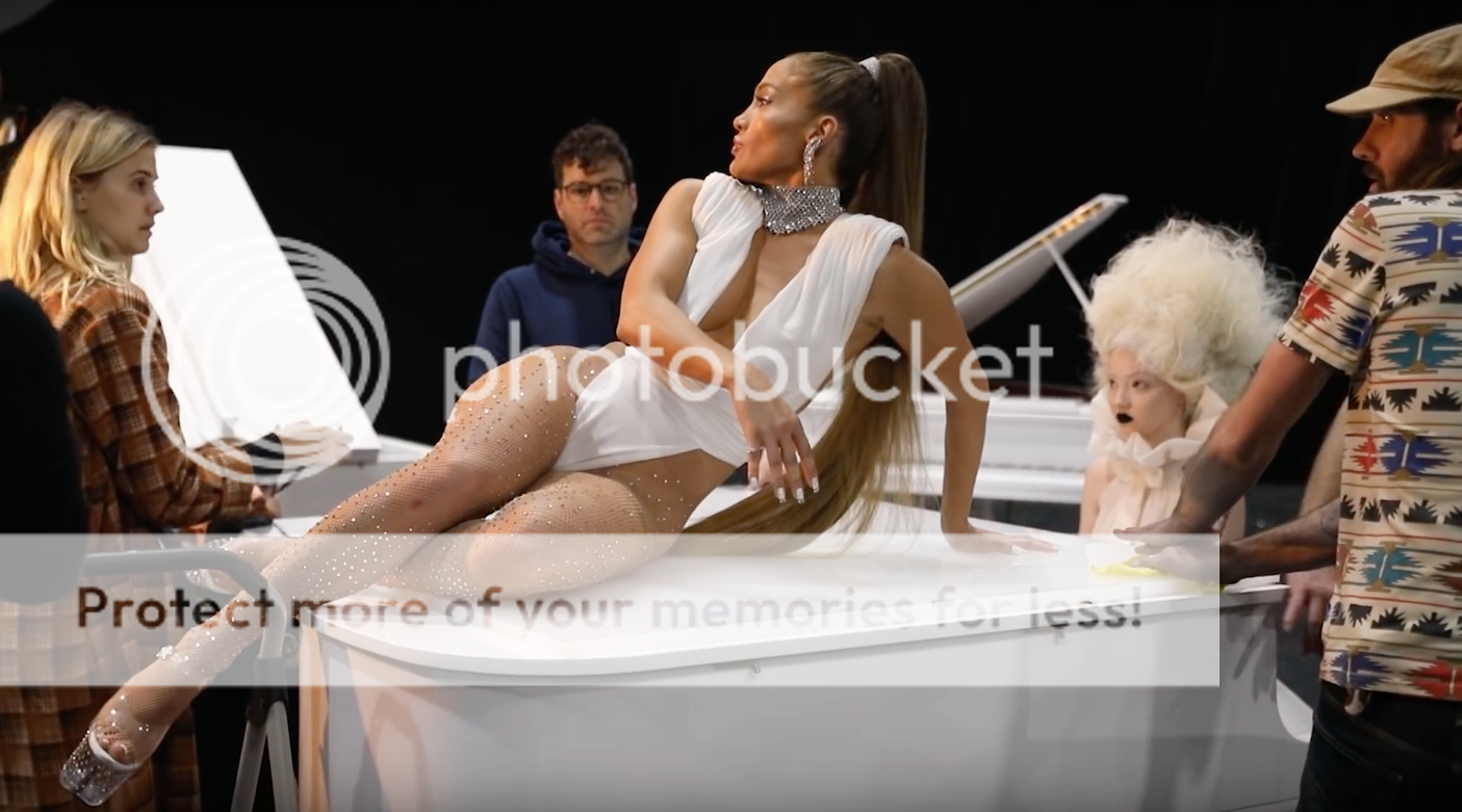Gaga%20tudo%20JLo.png